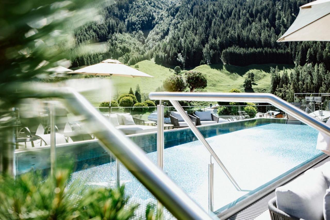Hotel Arlmont 4 Stern Superior Sankt Anton am Arlberg Dış mekan fotoğraf