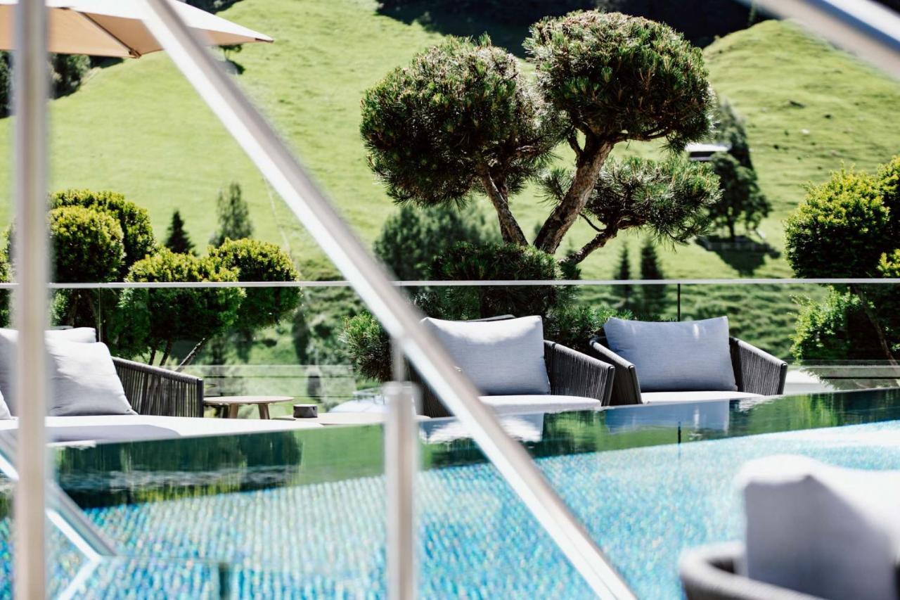 Hotel Arlmont 4 Stern Superior Sankt Anton am Arlberg Dış mekan fotoğraf