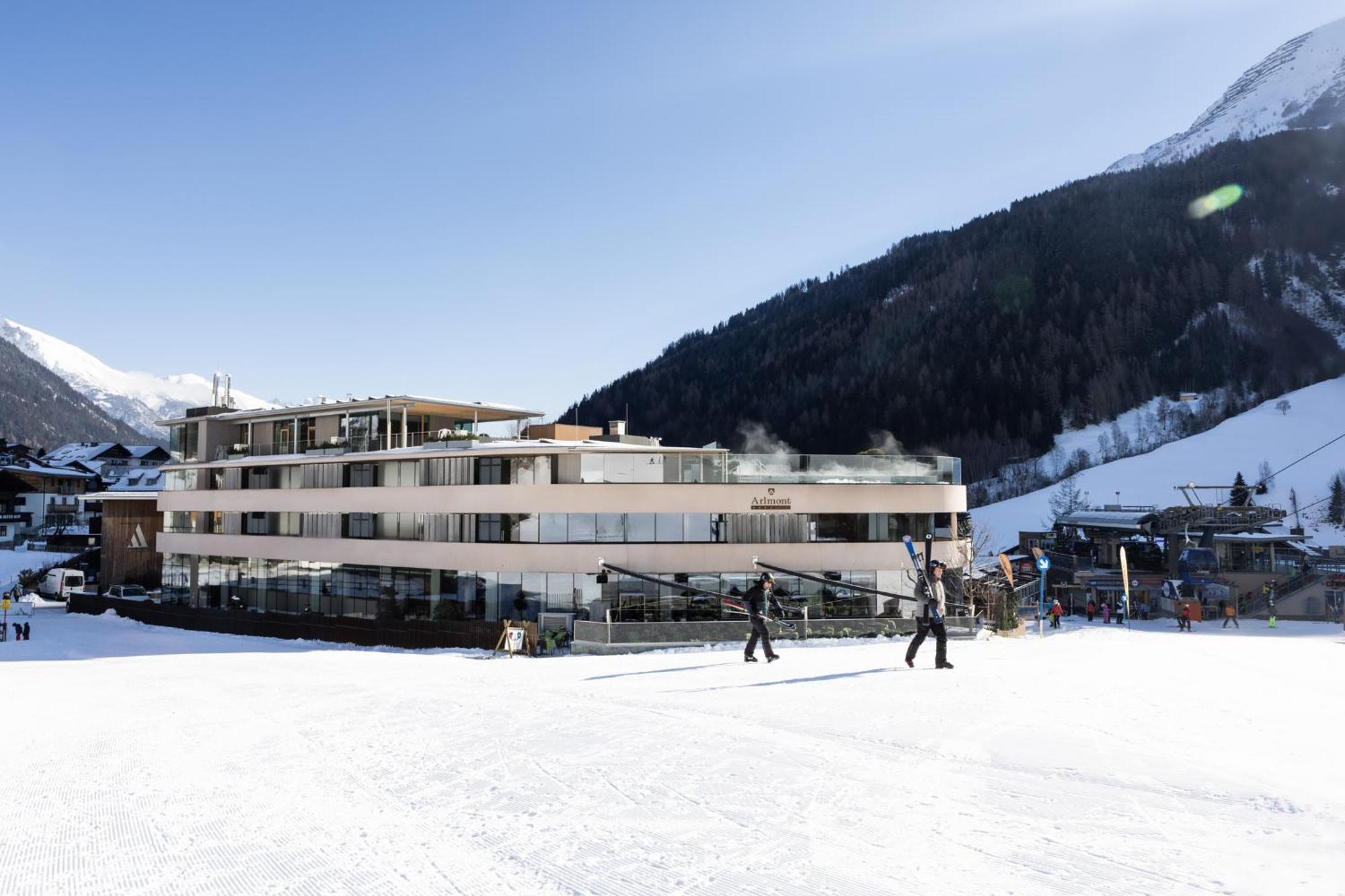 Hotel Arlmont 4 Stern Superior Sankt Anton am Arlberg Dış mekan fotoğraf